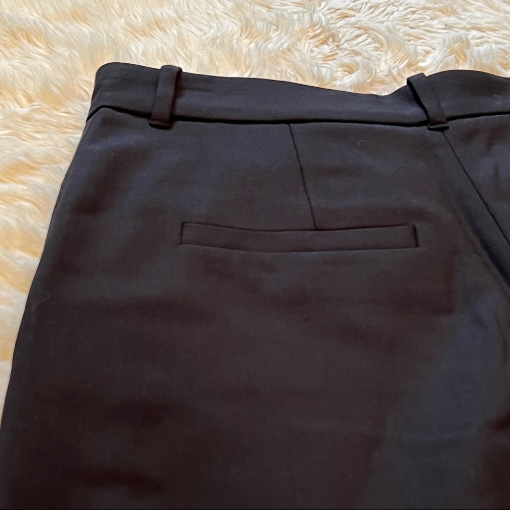 & Other Stories Black Women's Shorts - Picture 6 of 9
